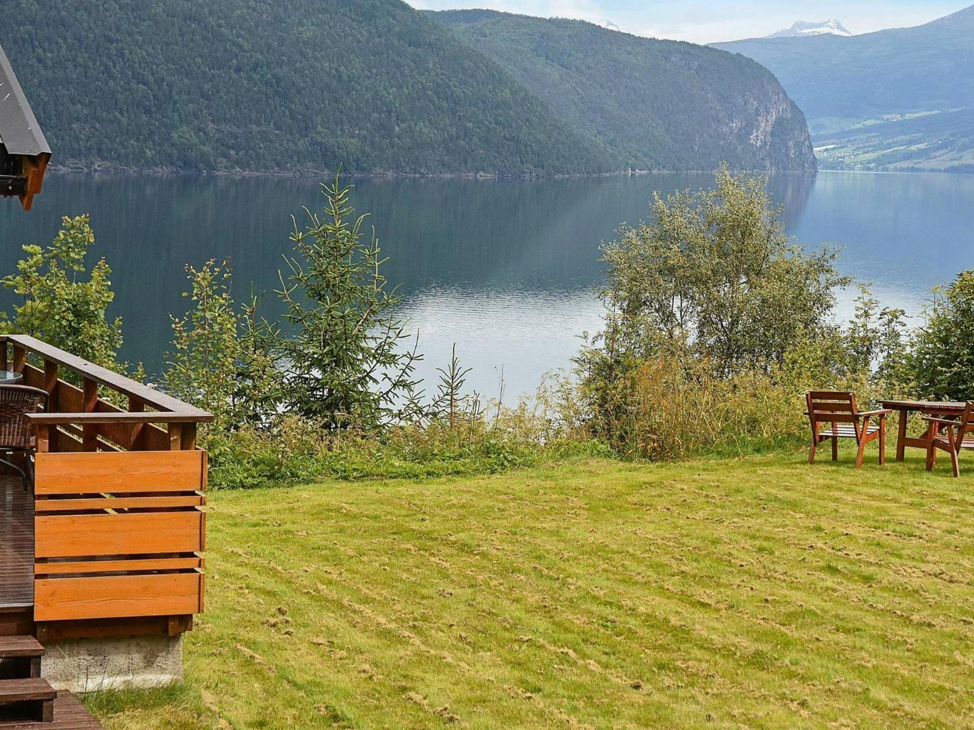 Three-Bedroom Holiday Home In Utvik 1 Reed Bagian luar foto