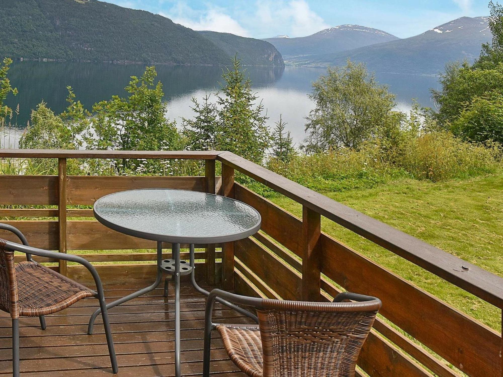 Three-Bedroom Holiday Home In Utvik 1 Reed Ruang foto